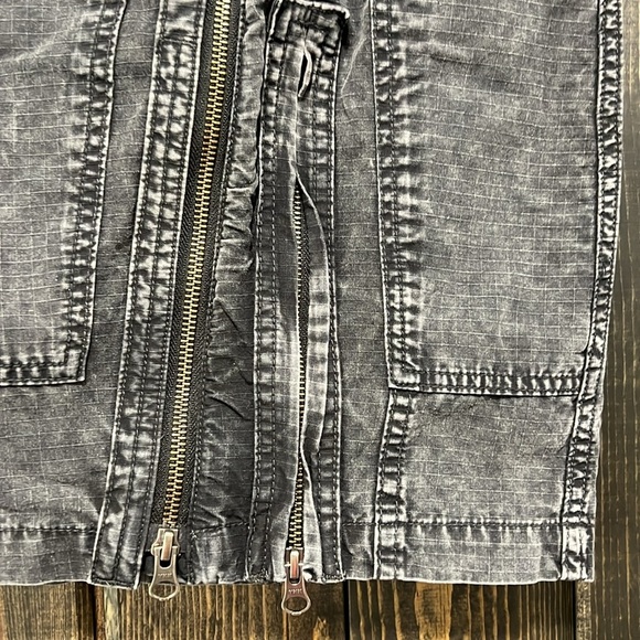 Free People Multi Zipper Mini Skirt 6 Black Denim Asymetrical Cargo Zip Boho - Picture 4 of 10